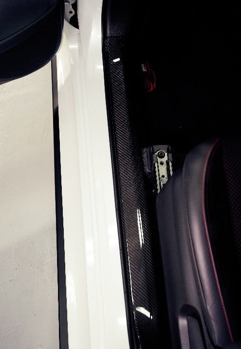 [GR Yaris] Scuff plate