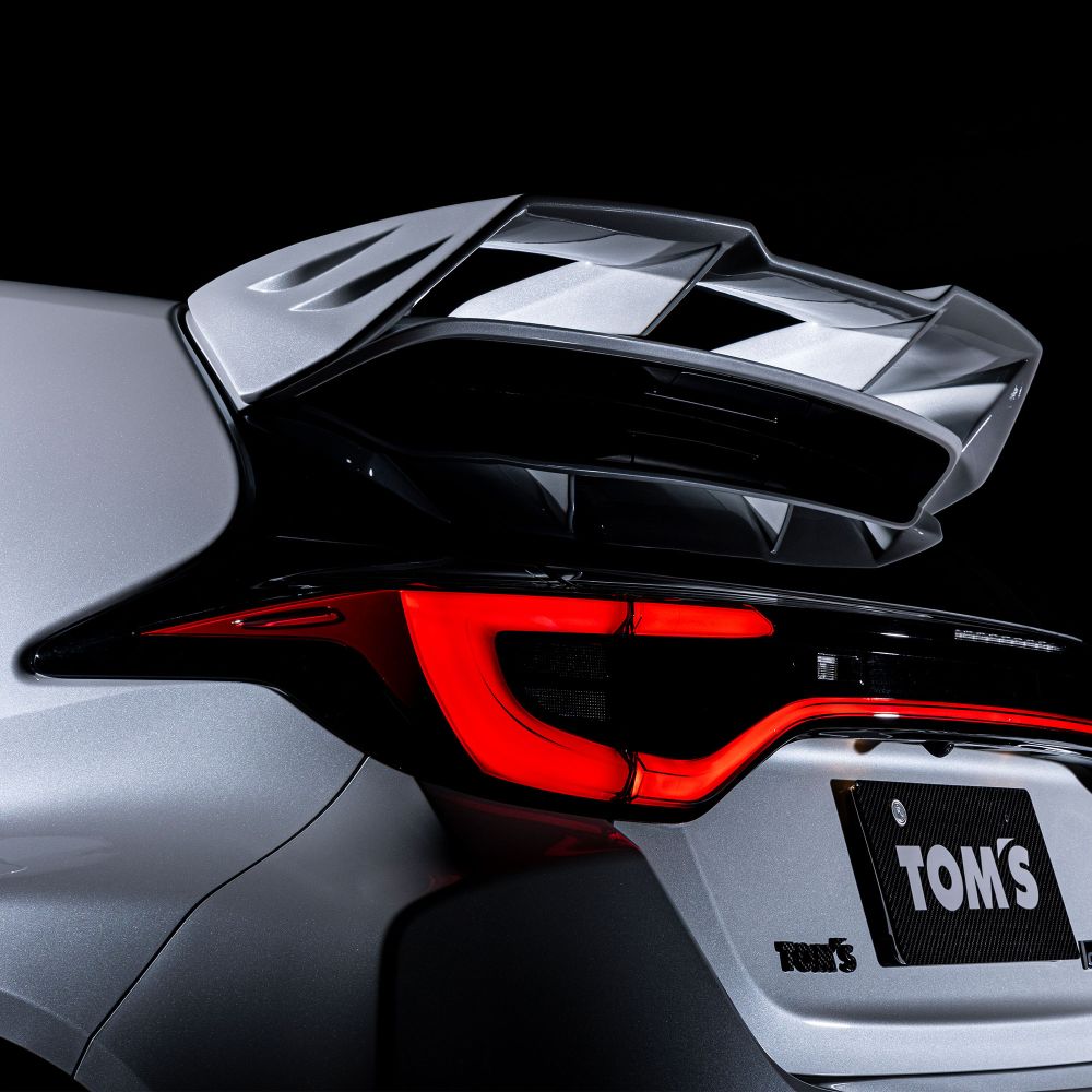 [GR Yaris Gen2] Rear roof wing